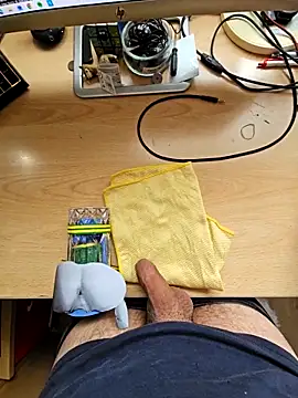 flirt 23 online show from 12/04/25, 09:40