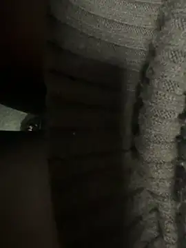 Snapshot of HiddenHoneyLDN chatting on 11/11/25, 12:38 HiddenHoneyLDN online show from 11/11/25, 12:38