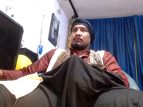 ElCaballeroNegro24 online show from 11/18/25, 05:01