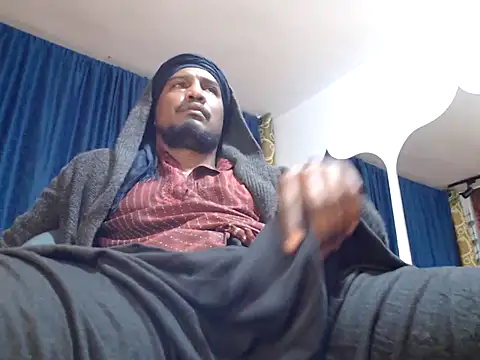 ElCaballeroNegro24 online show from 12/17/25, 02:17