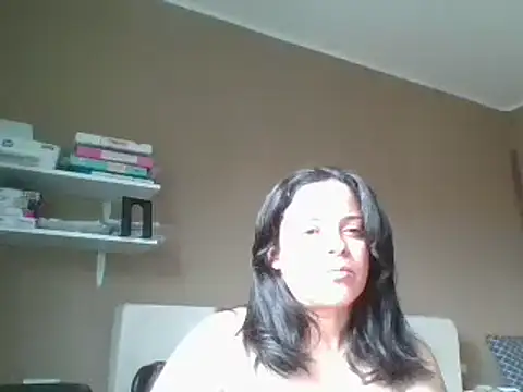 ITALIANASISIXX online show from 04/14/26, 06:52