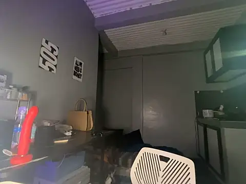 PinayLina18 online show from 04/19/26, 01:16