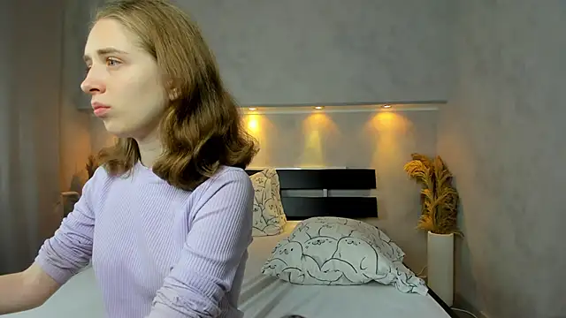 Camilla Kelly online show from 09/28/25, 12:16