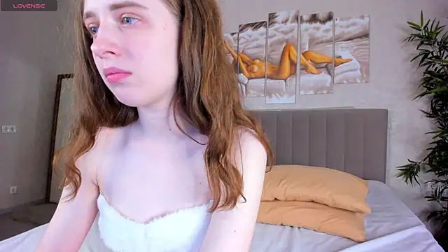 Camilla Kelly online show from 04/05/26, 01:03