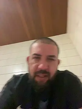 Snapshot of andrey1887 chatting on 10/14/25, 11:05 andrey1887 online show from 10/14/25, 11:05