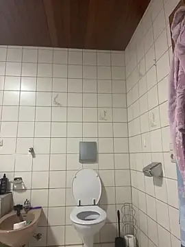 Snapshot of andrey1887 chatting on 02/12/26, 07:25 andrey1887 online show from 02/12/26, 07:25