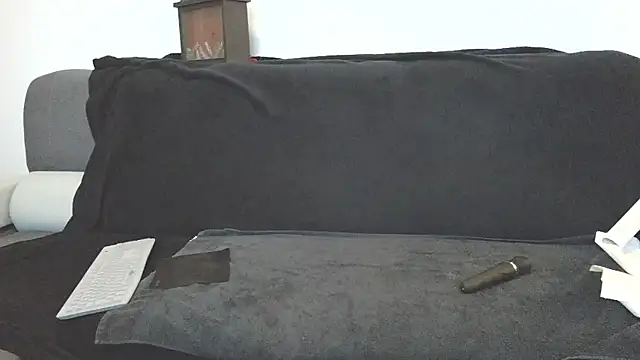 red strawberry08 online show from 02/19/26, 09:55