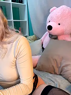 TheRealJessyLey online show from 11/25/25, 07:08