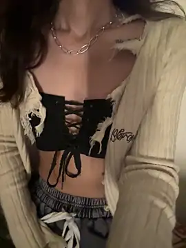  Maya zaidi  online show from 01/18/26, 04:22