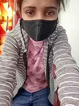 Ruhi 07 online show from 11/18/25, 04:06