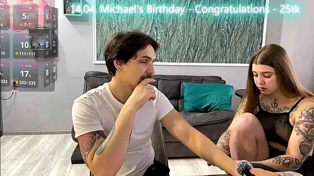 VelvetMiley online show from 04/12/26, 02:44