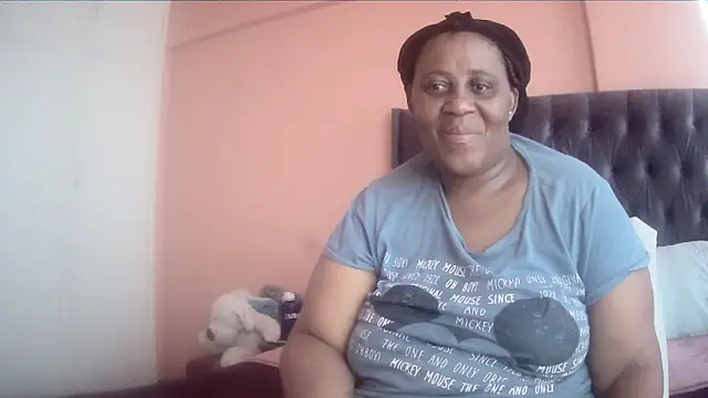 HUGEASSXXXXX online show from 03/28/26, 05:40