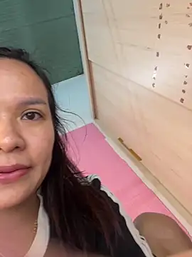 Rose 194 online show from 02/23/26, 03:48