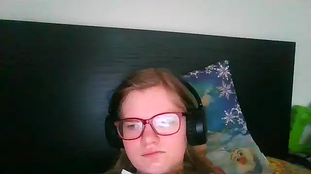 Moonolighta online show from 02/01/26, 08:13