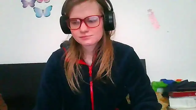 Moonolighta online show from 03/08/26, 01:26