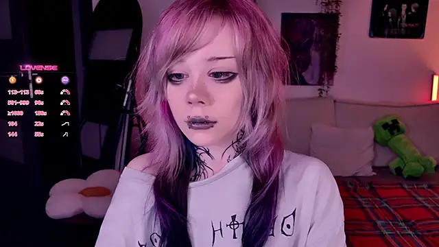 Lollyshy online show from 11/06/25, 10:38