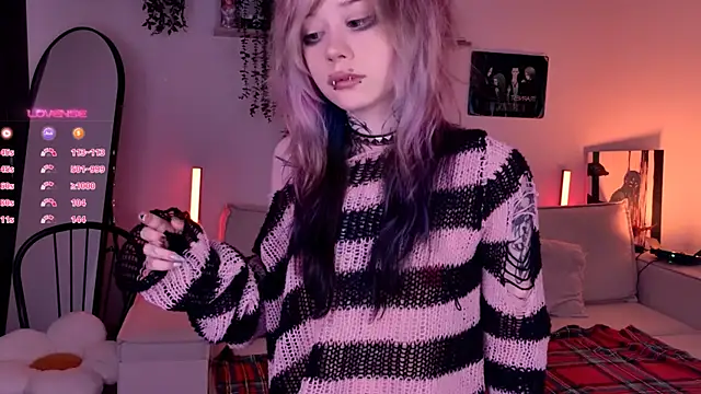 Lollyshy online show from 11/20/25, 09:31