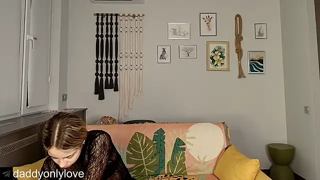 Snapshot of daddyonlyloveme chatting on 10/15/25, 06:08 daddyonlyloveme online show from 10/15/25, 06:08