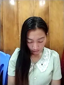 Snapshot of PhienPhien chatting on 09/16/25, 12:55 PhienPhien online show from 09/16/25, 12:55