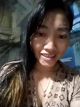 Snapshot of PhienPhien chatting on 10/02/25, 10:17 PhienPhien online show from 10/02/25, 10:17