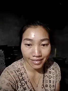 Snapshot of PhienPhien chatting on 10/03/25, 10:56 PhienPhien online show from 10/03/25, 10:56