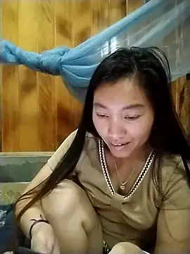 Snapshot of PhienPhien chatting on 10/13/25, 01:22 PhienPhien online show from 10/13/25, 01:22