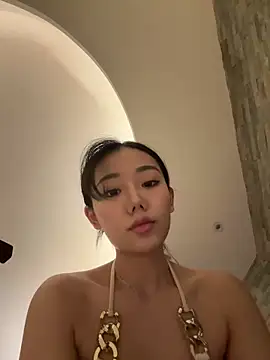 jiajia L online show from 10/14/25, 01:34