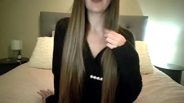 TaylorWest62 online show from 10/31/25, 03:35