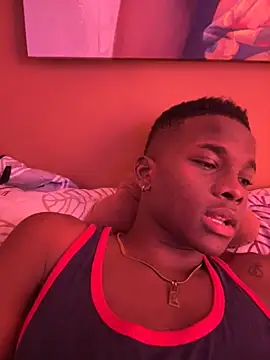 Brycce santos online show from 10/05/25, 02:15