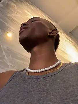 Brycce santos online show from 04/24/26, 11:51