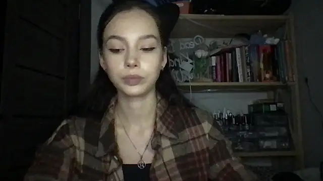 Yuna5343 online show from 09/13/25, 09:14