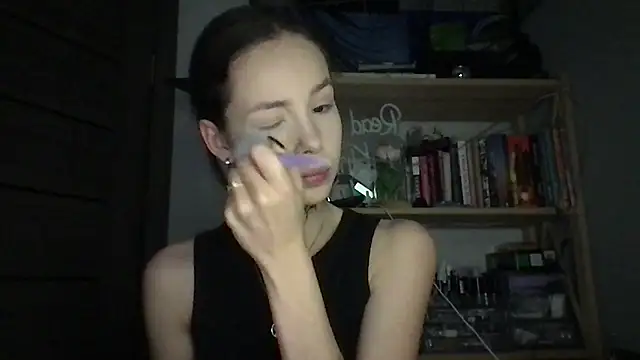 Yuna5343 online show from 10/11/25, 08:51