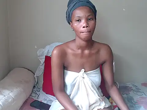  SweetLips  online show from 10/07/25, 10:01