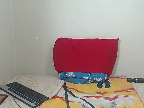  SweetLips  online show from 04/19/26, 06:10