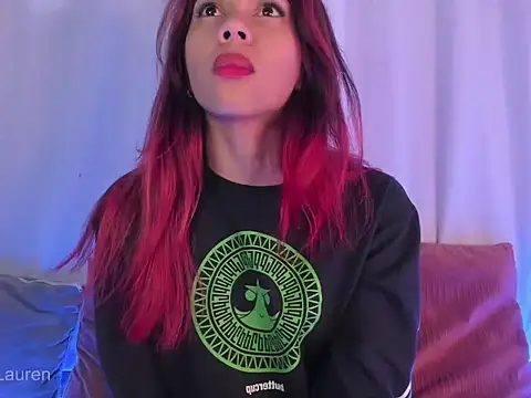 Laurenn 2 online show from 11/05/25, 04:18