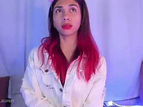 Laurenn 2 online show from 11/20/25, 03:50