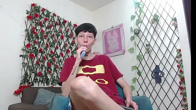 LiamBrown09 online show from 04/22/26, 08:21