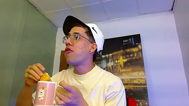 alexgiraldo   online show from 03/28/26, 04:23