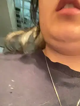 karobaby  online show from 09/23/25, 08:23