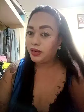 EmmaKantutera online show from 10/29/25, 10:06