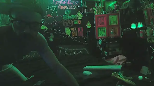 Splash Queen420 online show from 04/05/26, 10:56