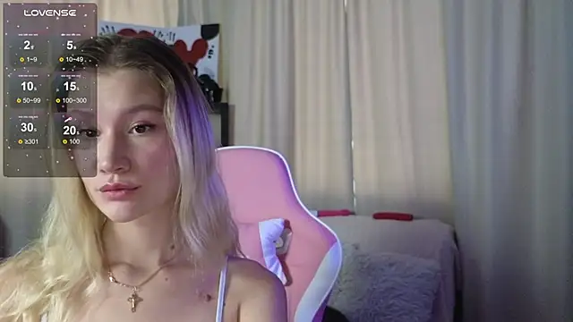  Anna Nolan  online show from 10/24/25, 06:10