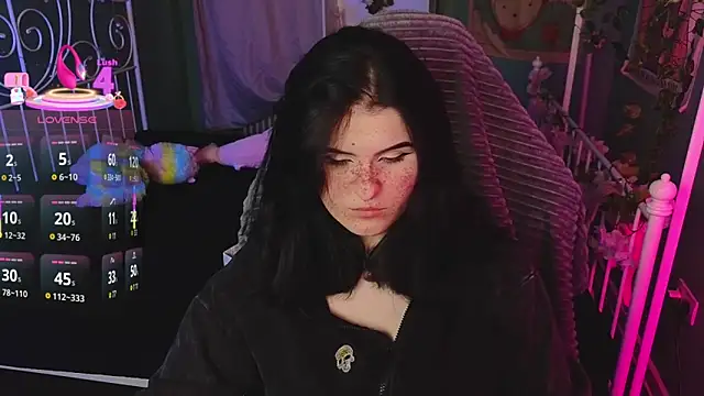 Dark Shine online show from 11/18/25, 10:20