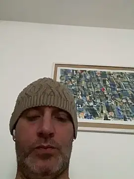 Maurinho3005 online show from 11/20/25, 08:14