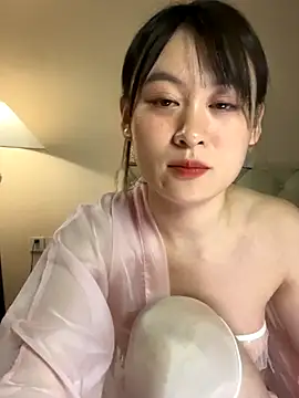 HanHan2455 online show from 10/19/25, 01:56