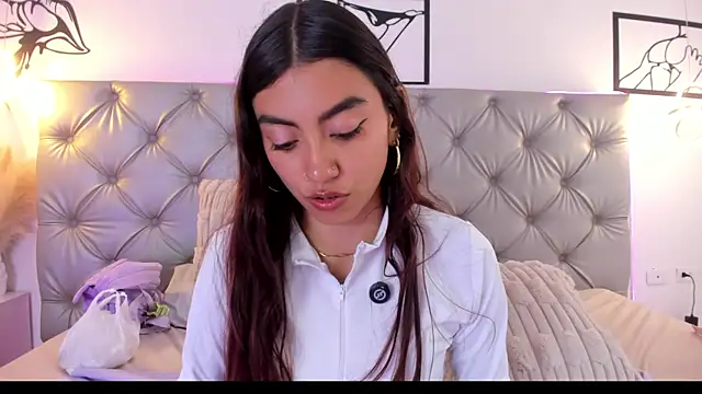 Naughty Couple83 online show from 04/15/26, 04:47