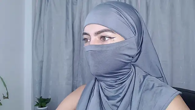 Snapshot of jade_nassar chatting on 05/08/26, 12:49 jade nassar online show from 05/08/26, 12:49