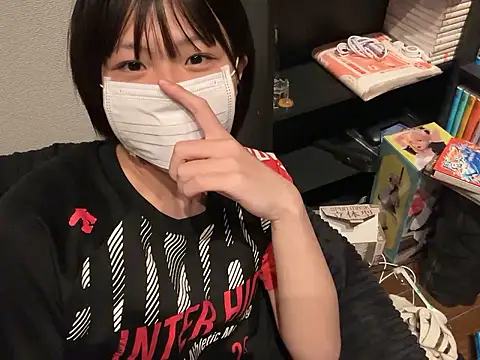 Snapshot of kabikabi_makaron chatting on 09/18/25, 08:16 kabikabi makaron online show from 09/18/25, 08:16