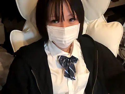 Snapshot of kabikabi_makaron chatting on 10/31/25, 06:25 kabikabi makaron online show from 10/31/25, 06:25