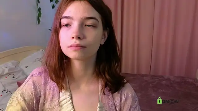 Snapshot of Evi_Brook chatting on 10/05/25, 11:52 Evi Brook online show from 10/05/25, 11:52